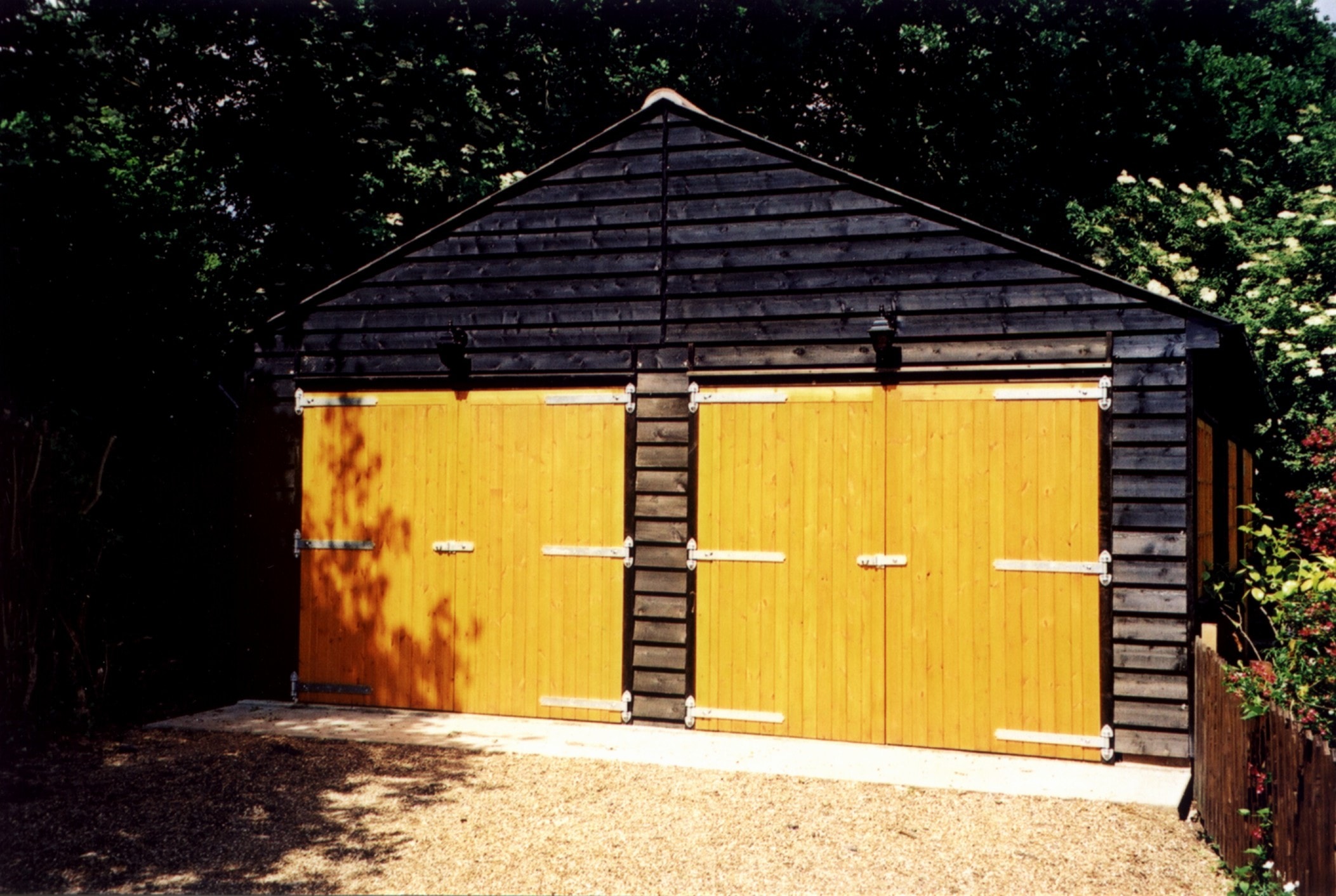 Click to enlarge image 176 misc double garage 60x60-min.jpg